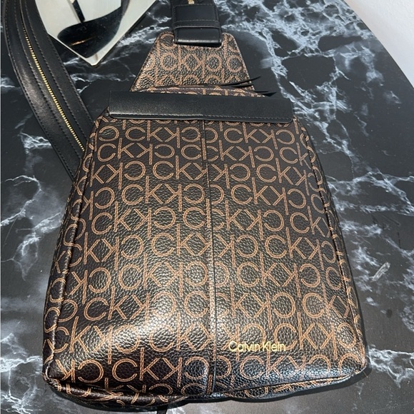 Calvin Klein Bag Millie Logo Sling CK Backpack PU Leather AUTHENTIC - Picture 4 of 16